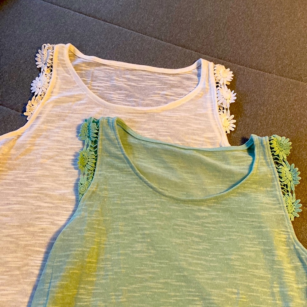 Lightweight tank tops